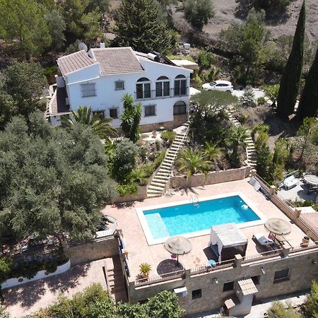 El Nispero Dulce Bed & Breakfast Alcaucín Екстериор снимка