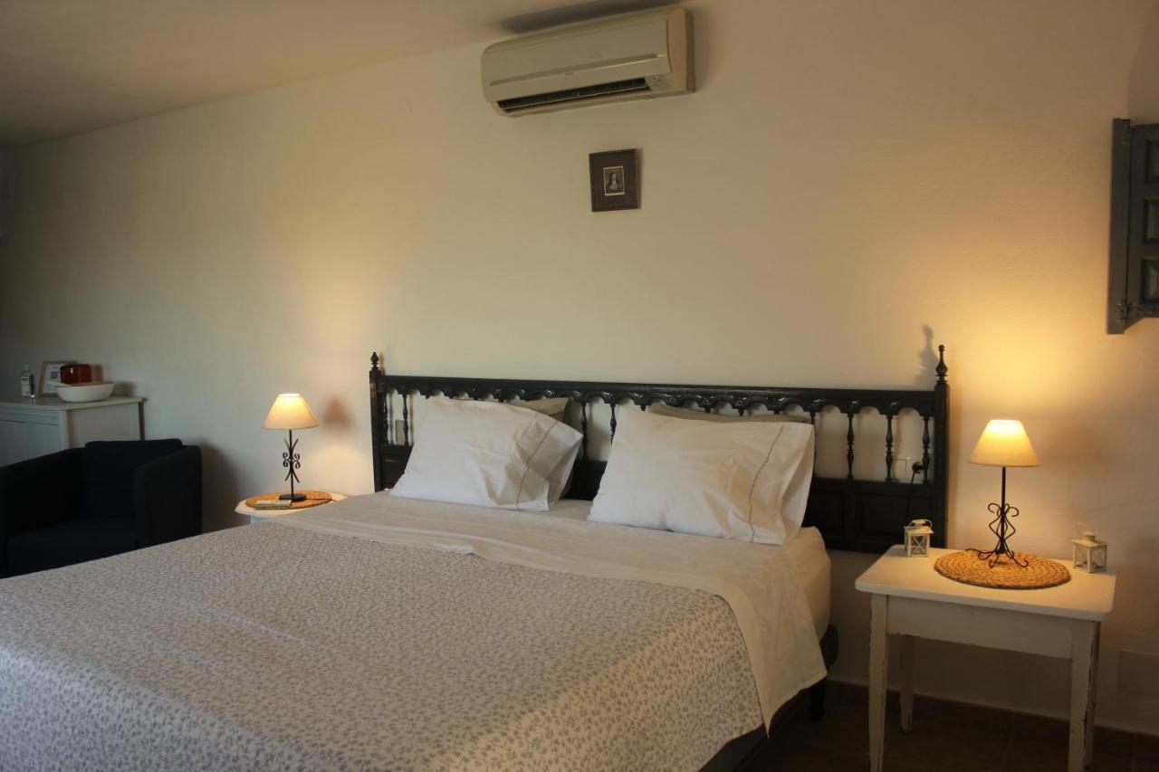 El Nispero Dulce Bed & Breakfast Alcaucín Екстериор снимка