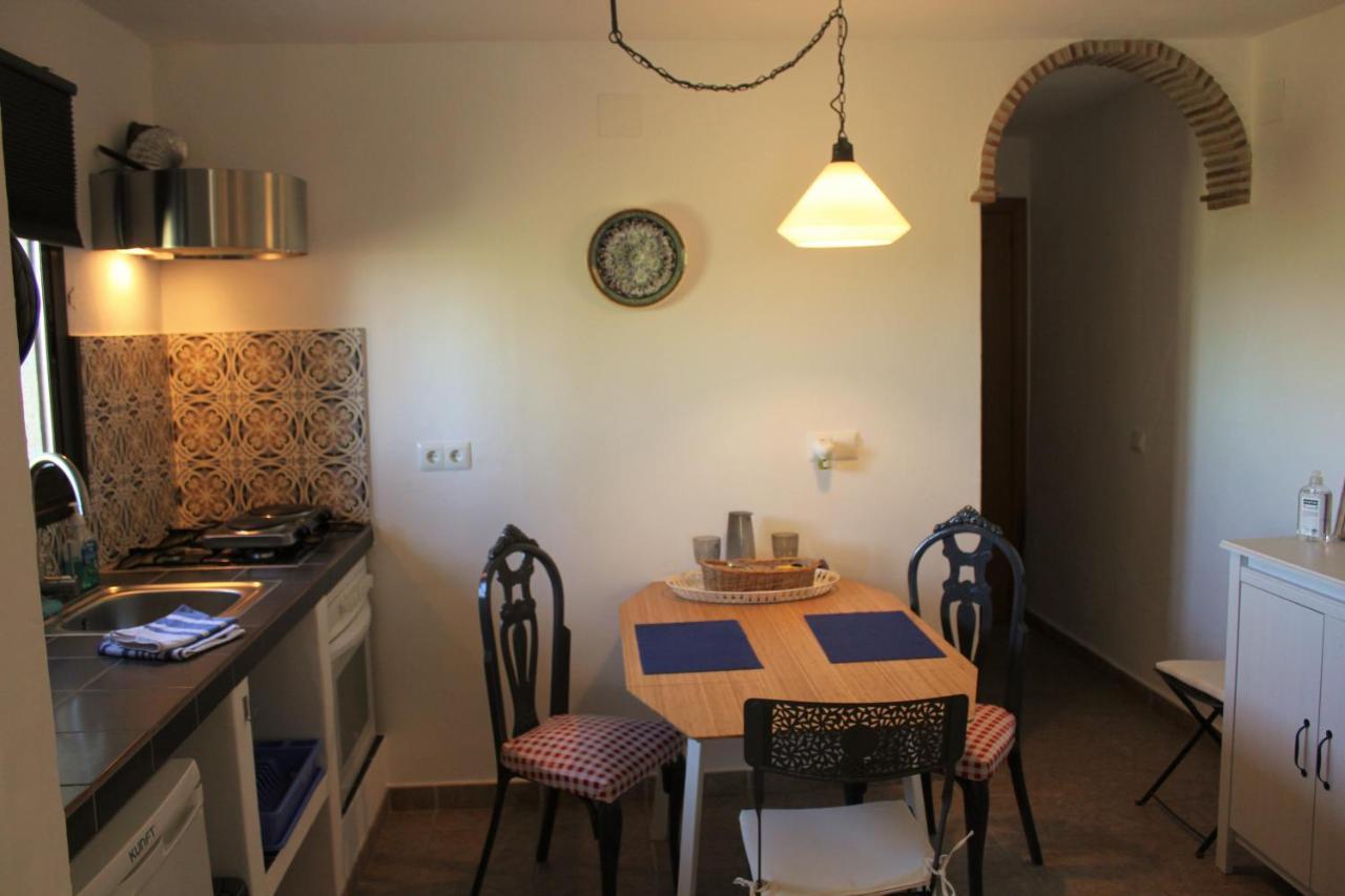 El Nispero Dulce Bed & Breakfast Alcaucín Екстериор снимка