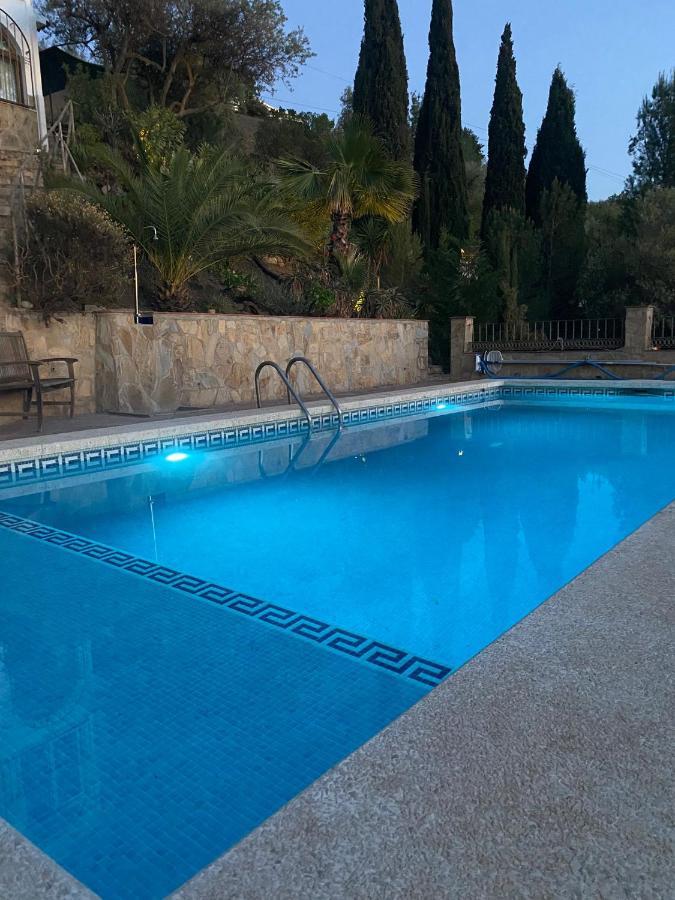 El Nispero Dulce Bed & Breakfast Alcaucín Екстериор снимка